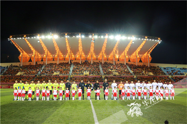 Karsa回归赛场，赛况扑朔迷离首场状态亮眼，法国队观众沸腾！